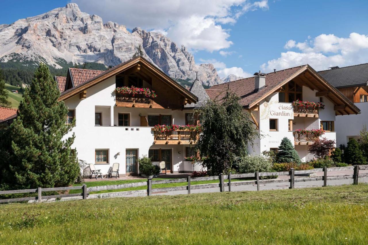 Residence Ciasa Giardun La Villa  Luaran gambar